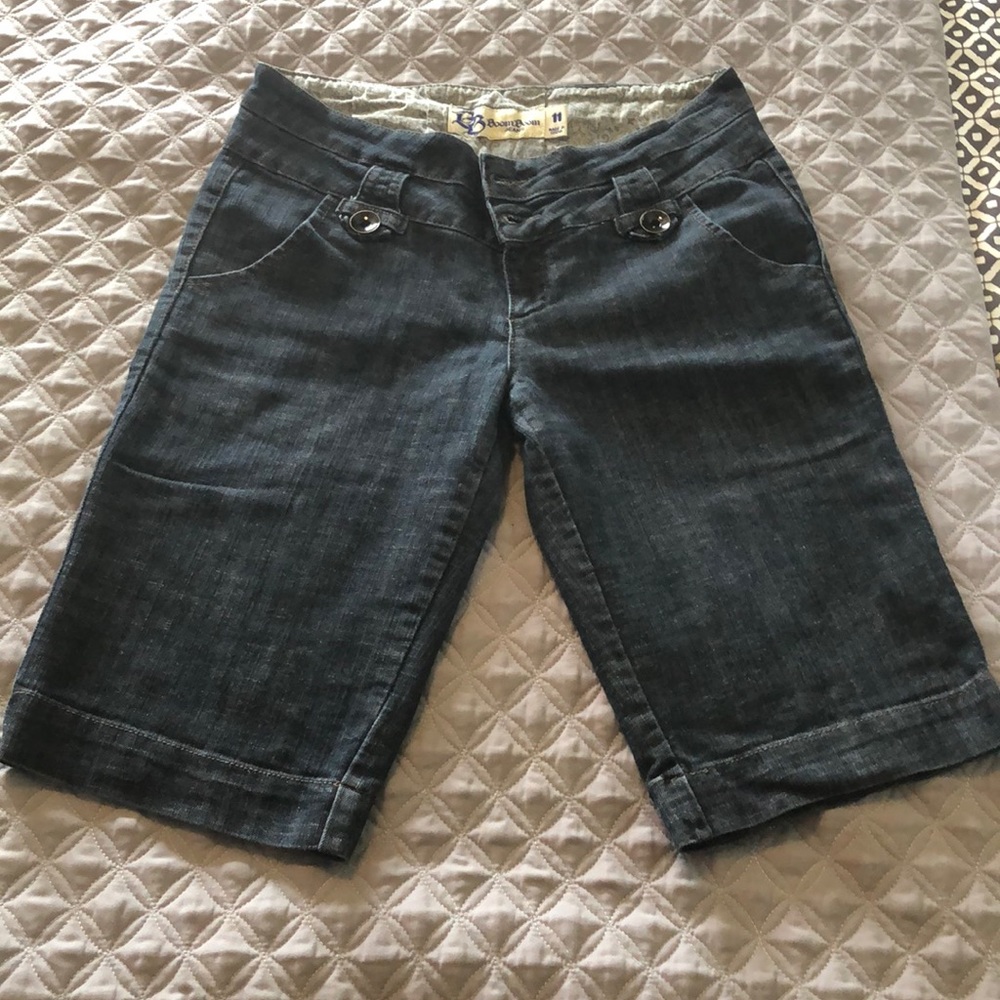 Bermuda jean shorts